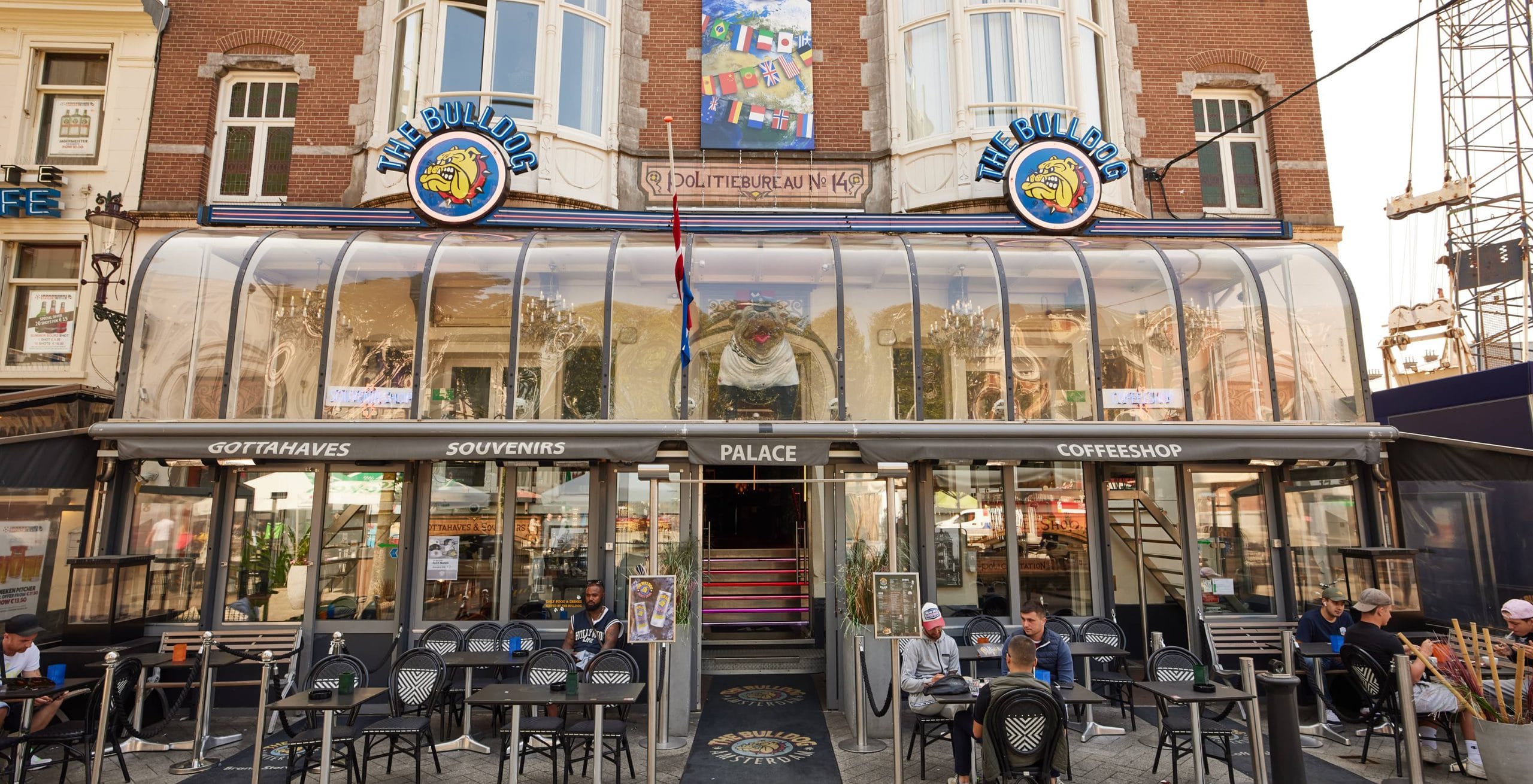 The Bulldog Amsterdam Cafe Palace 0M6A3306 2560x1310 